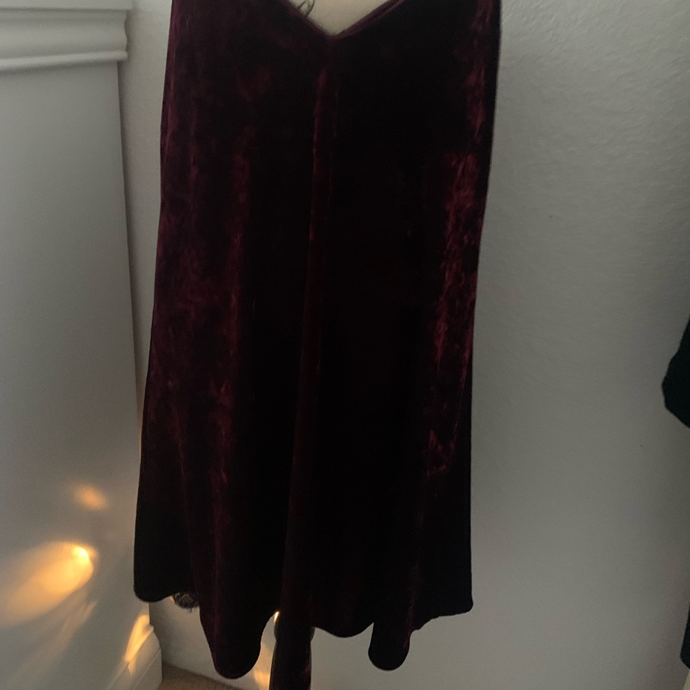 Velvet burgundy medium dress